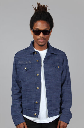 BRAVURAS Clothing Collection